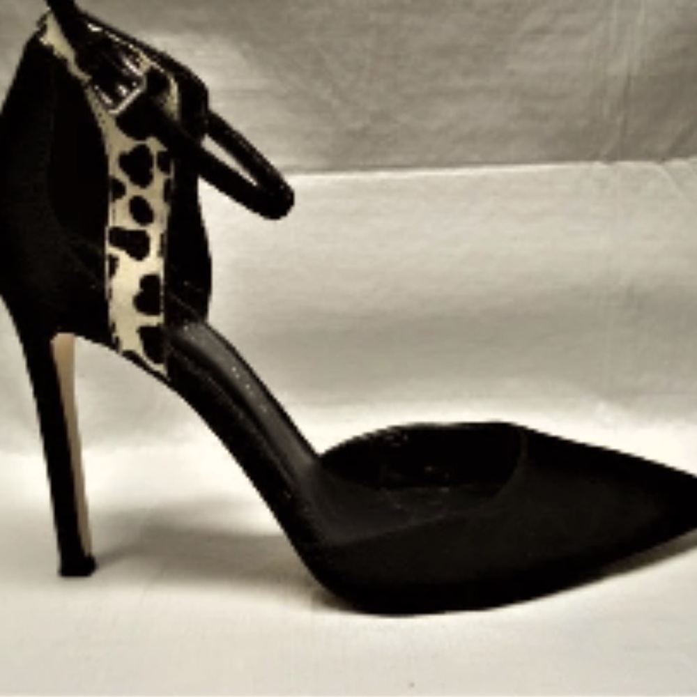 Ivanka Trump Black Suede Leather Stiletto Heels
W Leopard Print